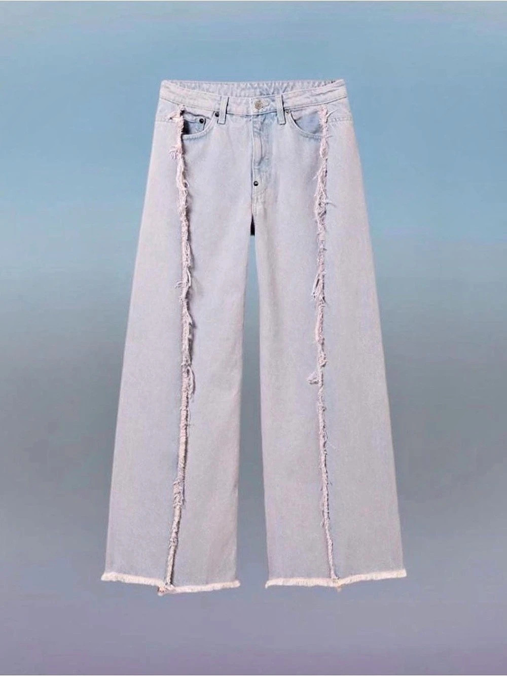 Wide Leg Frayed Jeans in Purple